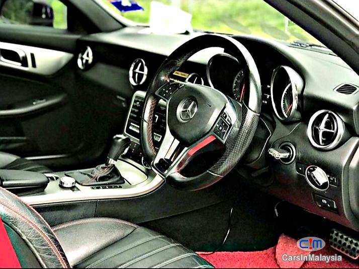 Mercedes Benz SLK250 CGI 1.8-LITER AUTO CABRIOLET SPORT HARDTOP Automatic 2014 - image 9