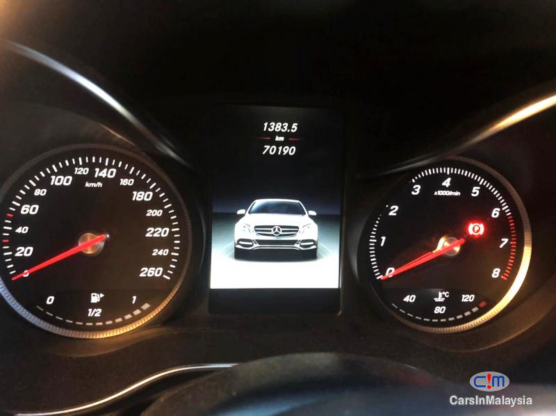 Mercedes Benz C200 2.0-LITER LUXURY SPORT TURBO SEDAN Automatic 2014 - image 6