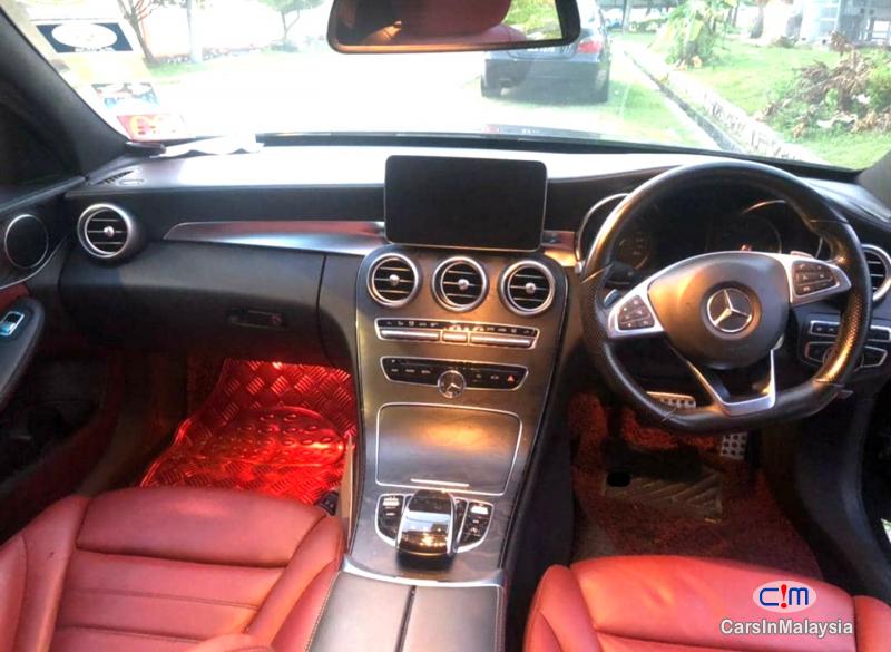 Mercedes Benz C200 2.0-LITER LUXURY SPORT TURBO SEDAN Automatic 2014 - image 8