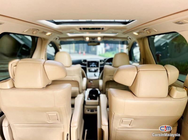 Toyota Vellfire 3.5-LITER PILOT SEATS LUXURY MPV KERETA SAMBUNG BAYAR Automatic 2014 - image 14