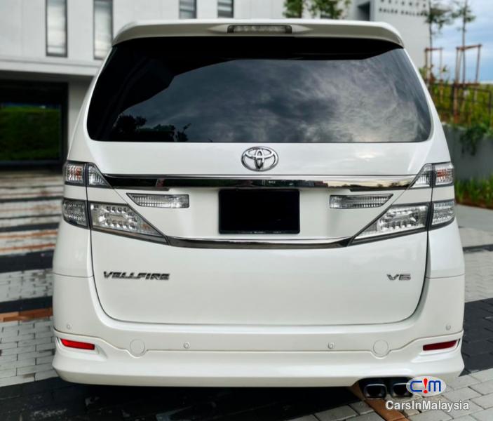 Toyota Vellfire 3.5-LITER PILOT SEATS LUXURY MPV KERETA SAMBUNG BAYAR Automatic 2014 in Malaysia