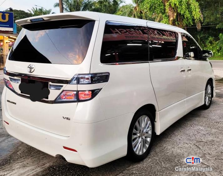 Toyota Vellfire 3.5-LITER LUXURY FAMILY MPV SAMBUNG BAYAR Automatic 2014 - image 10