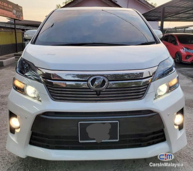 Pictures of Toyota Vellfire 3.5-LITER LUXURY FAMILY MPV SAMBUNG BAYAR Automatic 2014