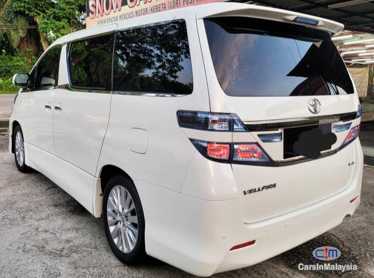 Toyota Vellfire 3.5-LITER LUXURY FAMILY MPV SAMBUNG BAYAR Automatic 2014 - image 4