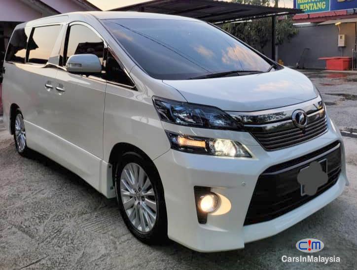 Toyota Vellfire 3.5-LITER LUXURY FAMILY MPV SAMBUNG BAYAR Automatic 2014 - image 9