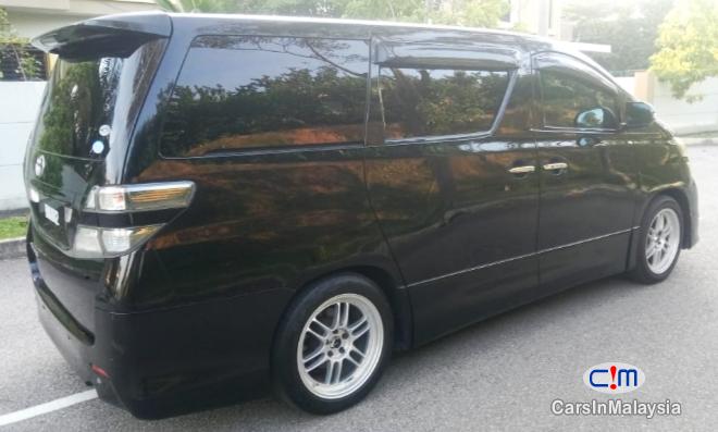 Toyota Vellfire 2.4-LITER 7 SEATERS FAMILY MPV KERETA SAMBUNG BAYAR Automatic 2015 in Malaysia