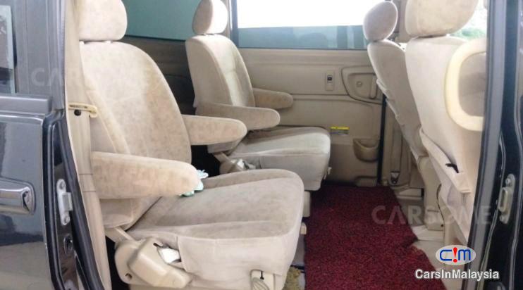 Nissan Serena 2.0-LITER FAMILY MPV Automatic 2008 - image 4