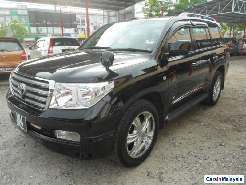 Pictures of Toyota Land Cruiser Automatic 2008