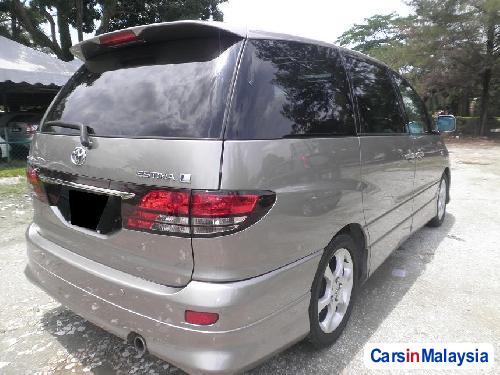 Toyota Estima Automatic 2005 - image 2