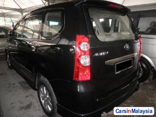 Toyota Avanza Automatic 2006 - image 2
