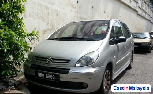 Citroen Xsara Picasso Automatic 2004 - image 2
