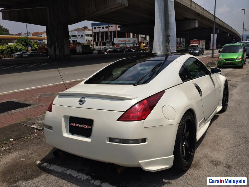 Nissan Fairlady Automatic 2004 - image 2