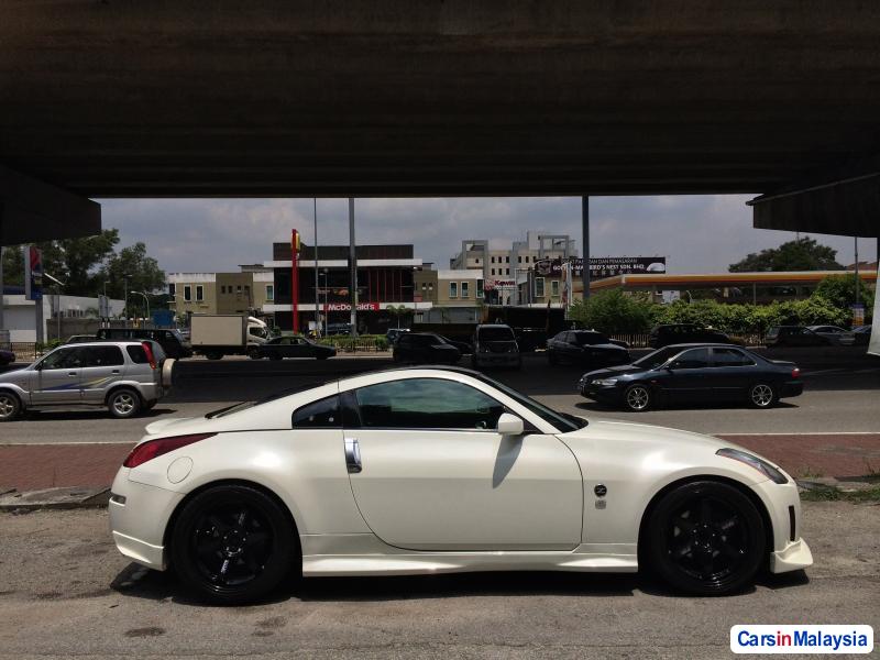 Nissan Fairlady Automatic 2004 - image 3