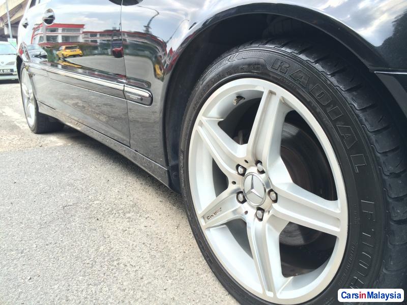 Mercedes Benz C-Class Automatic 2005 - image 4