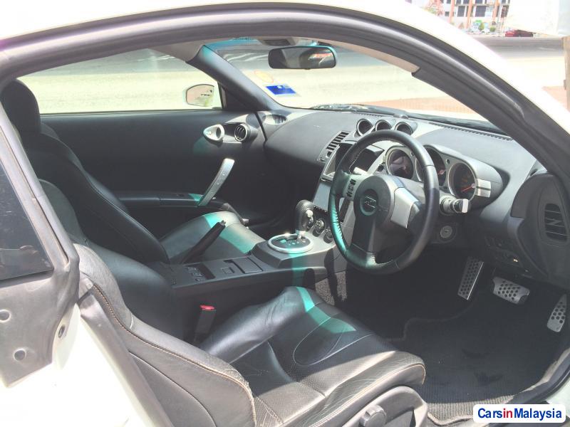 Nissan Fairlady Automatic 2004 - image 6