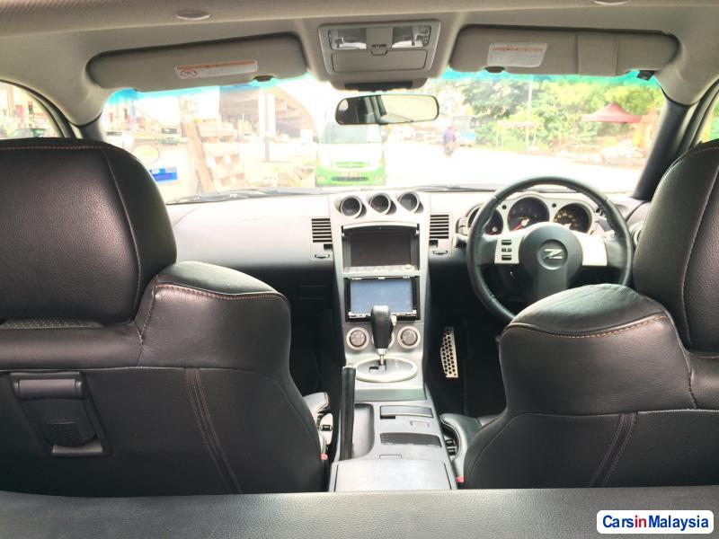 Nissan Fairlady Automatic 2004 - image 8