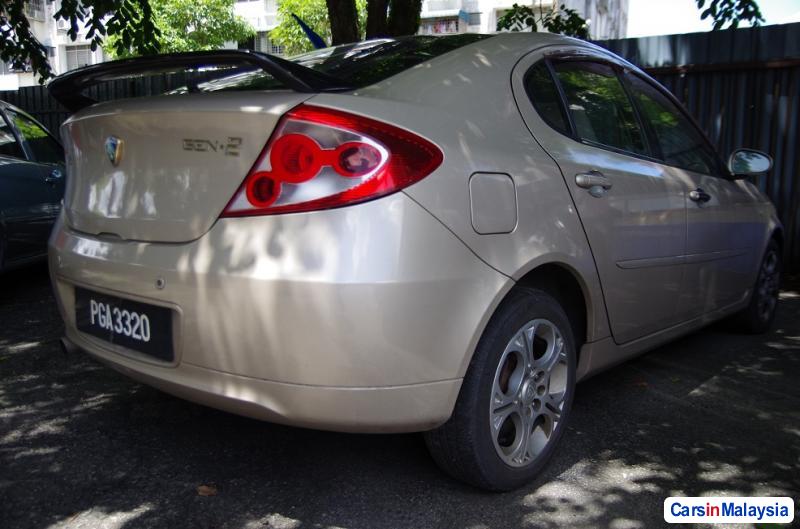 Pictures of Proton Gen-2 Automatic 2004