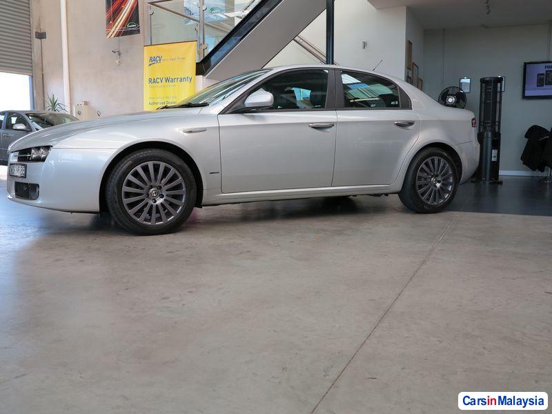 Pictures of Alfa Romeo 159 Automatic 2008