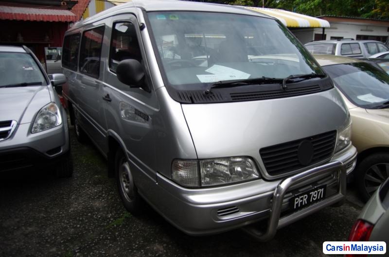 Mercedes Benz MB140D Manual 2003 - image 2