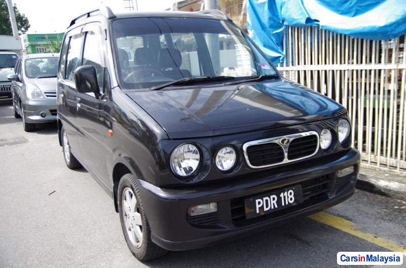Perodua Kenari Automatic 2001
