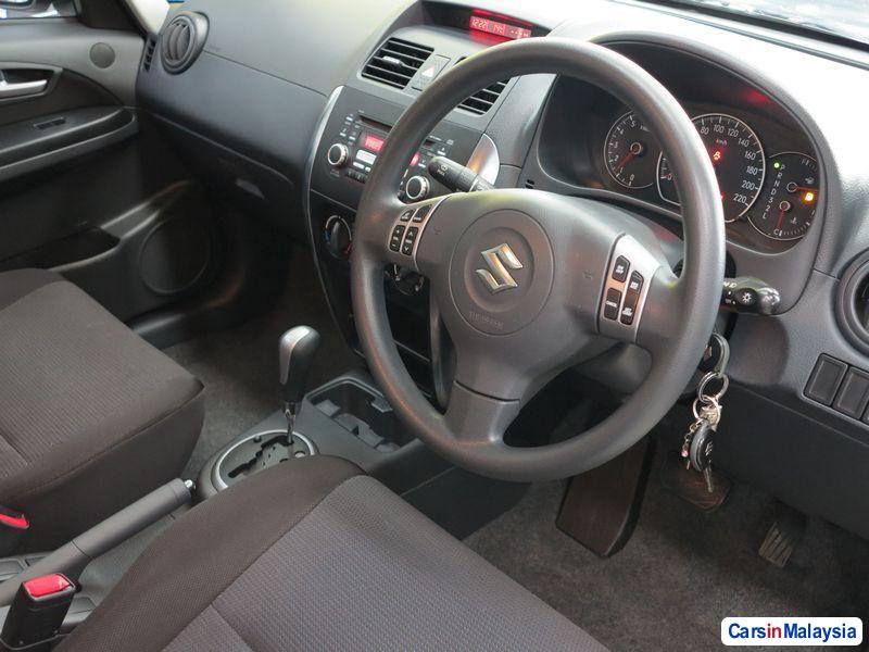 Suzuki SX4 Automatic 2007 - image 2
