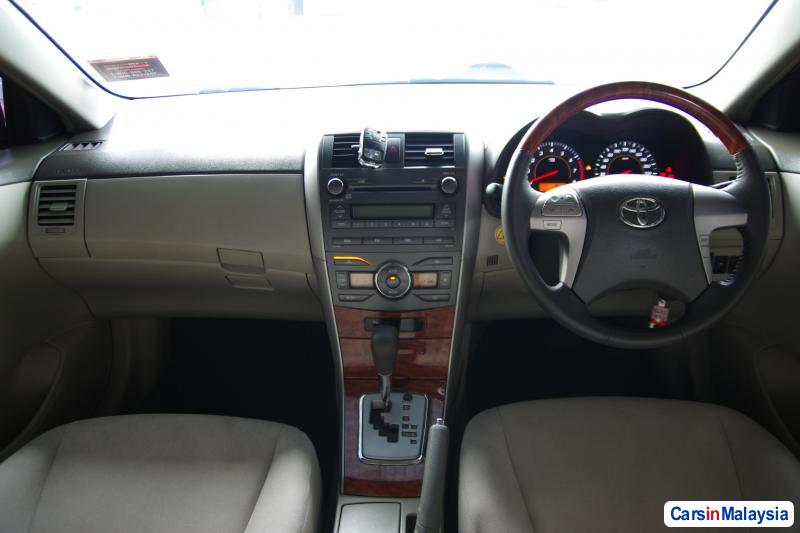 Toyota Altis Automatic 2009 - image 3