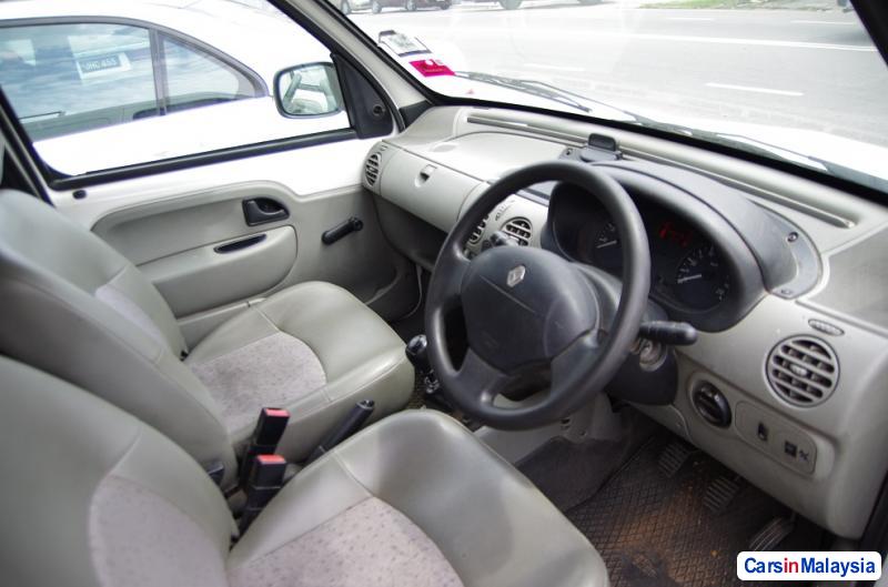 Renault Kangoo Manual 2007 - image 3
