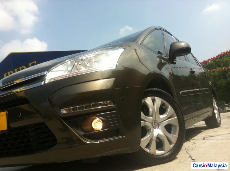 Citroen Grand C4 Picasso Automatic 2012 in Selangor