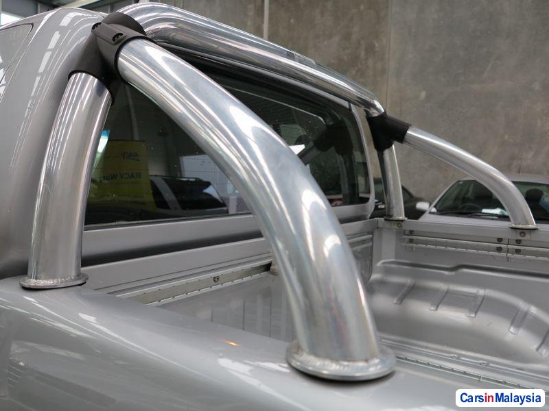 Nissan Navara Automatic 2012 - image 3