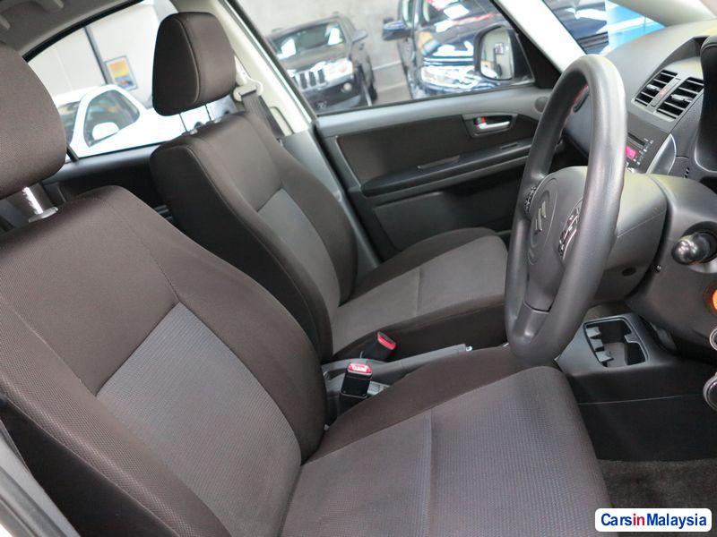 Suzuki SX4 Automatic 2007 - image 4