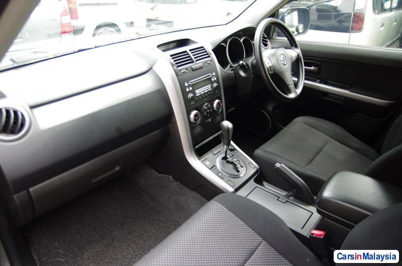 Suzuki Grand Vitara Automatic 2007 - image 5