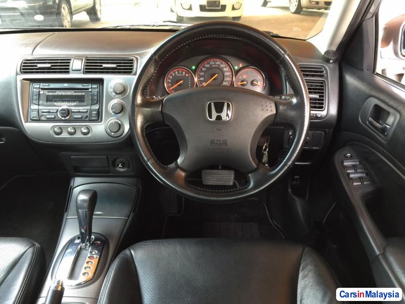Honda Civic Automatic 2005 - image 5