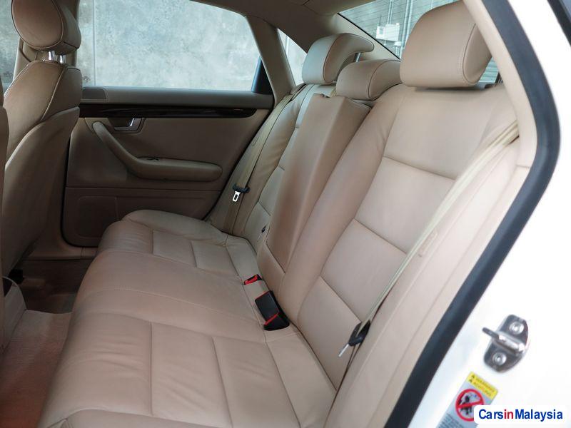 Audi A4 Automatic 2005 - image 5