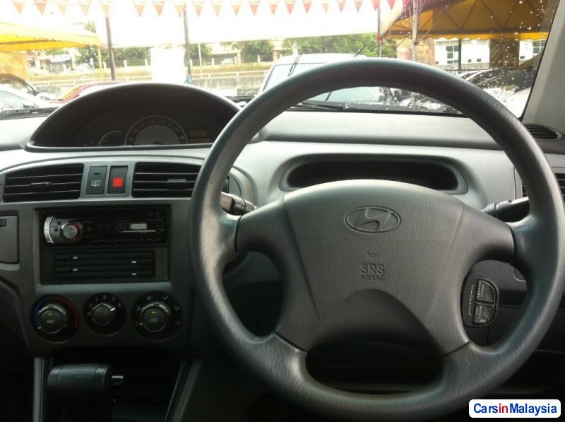 Hyundai Matrix Automatic - image 5