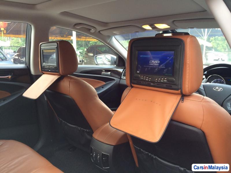 Hyundai Sonata Automatic 2011 - image 5