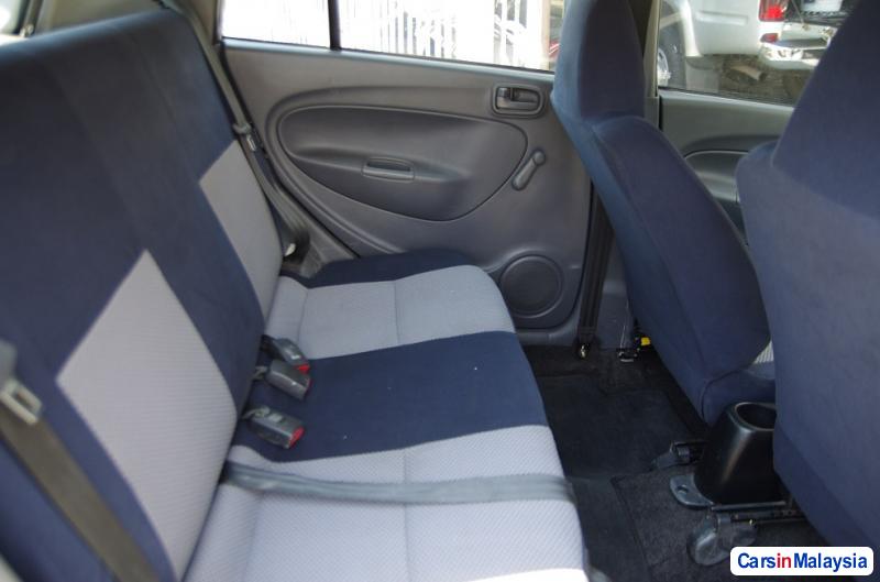 Perodua Viva Manual 2008 - image 6