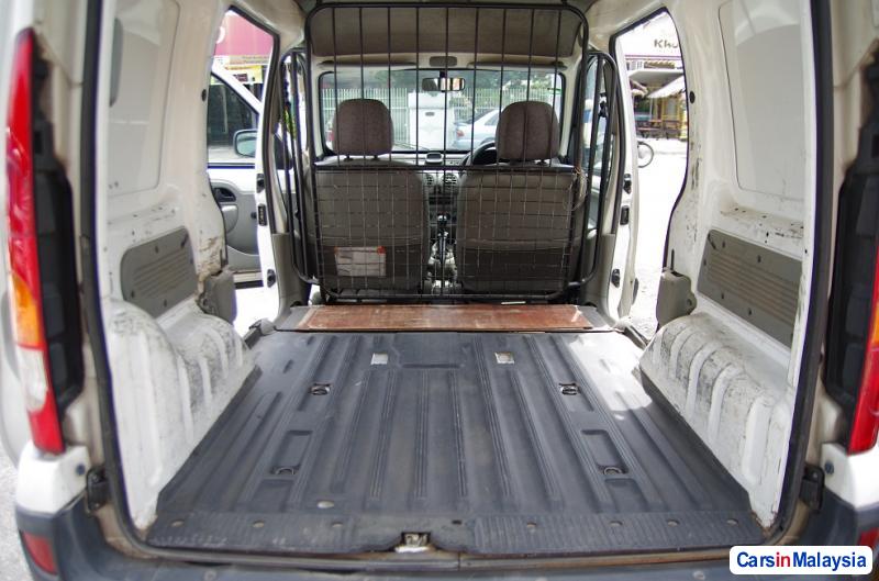 Renault Kangoo Manual 2007 - image 6