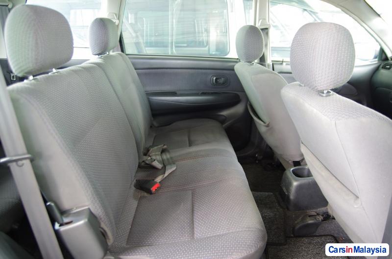 Toyota Avanza Manual 2005 - image 6