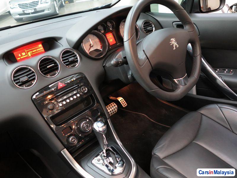 Peugeot 308 Automatic 2012 - image 6