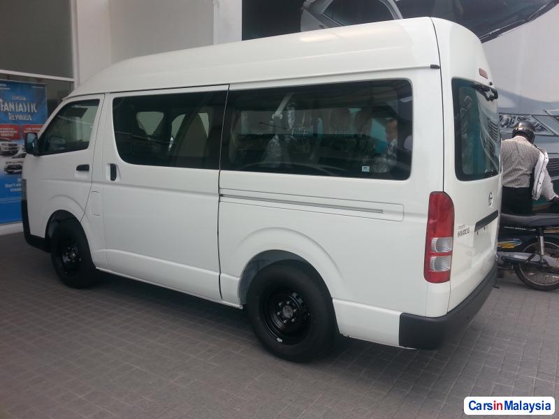 Toyota Hiace Manual - image 10