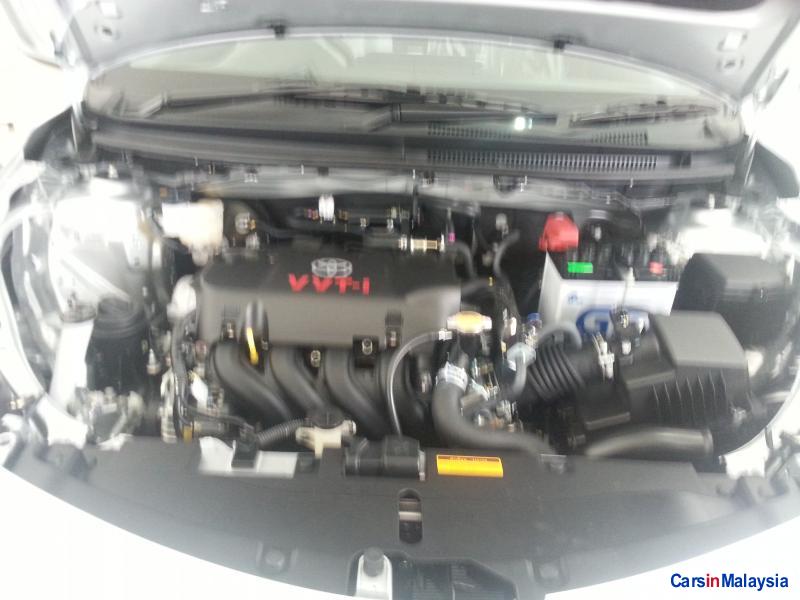 Toyota Vios Automatic - image 11