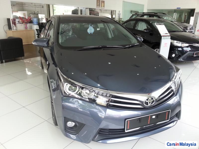 Toyota Altis Automatic - image 2