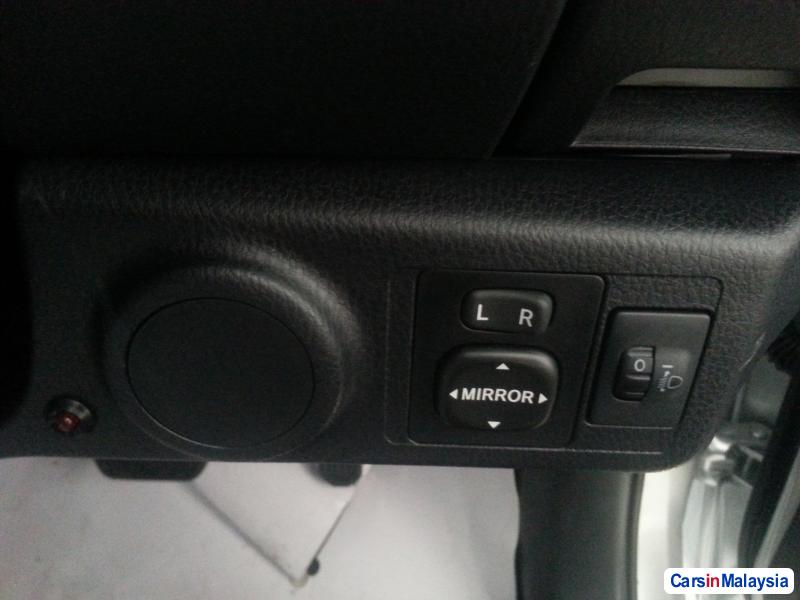 Toyota Vios Automatic - image 9