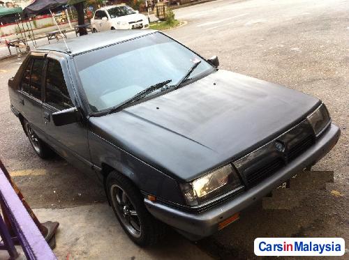 Proton Saga Automatic 1990 - image 3