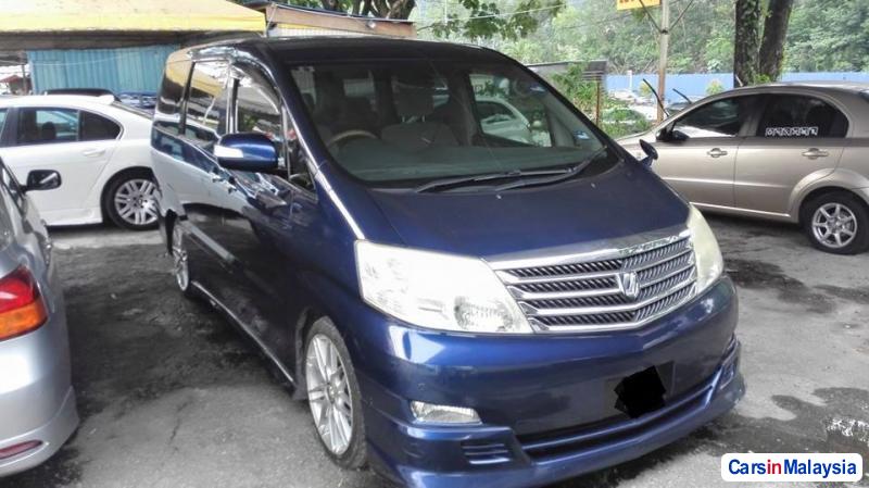 Toyota Alphard Automatic 2011 - image 2
