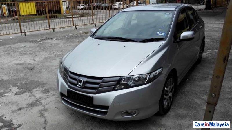 Honda City Semi-Automatic 2011 in Kuala Lumpur