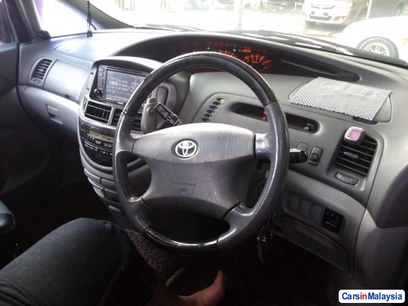 Toyota Estima Automatic 2008 - image 3
