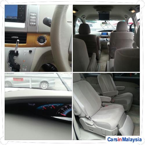 Toyota Estima Semi-Automatic - image 2