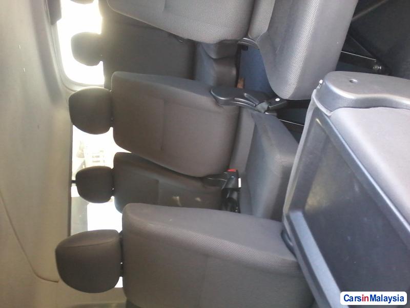 Nissan Urvan Manual 2011 - image 5