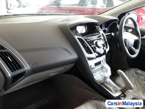 Ford Focus Semi-Automatic - image 3